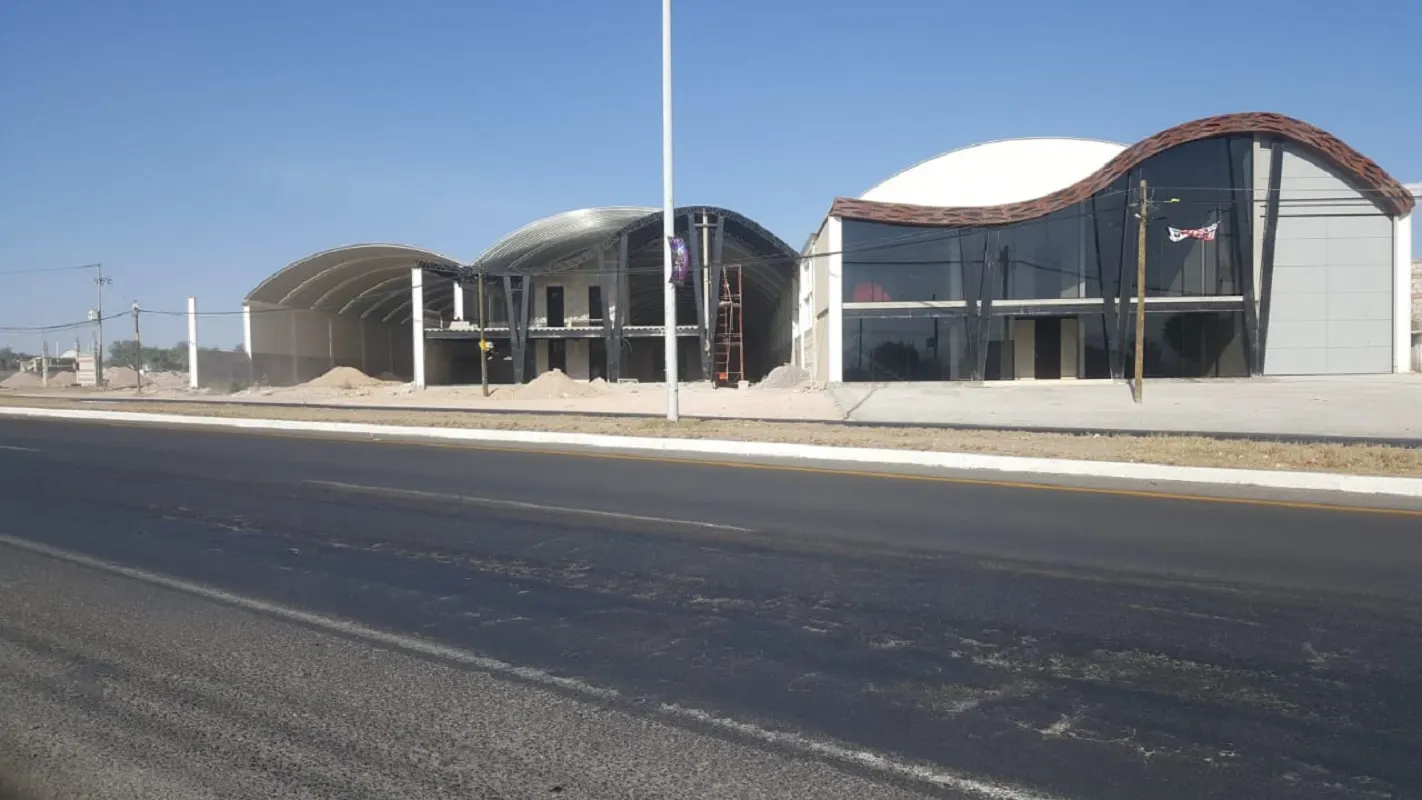 A pie de carretera, bodega en renta, San Juan del Río, SJR-2817