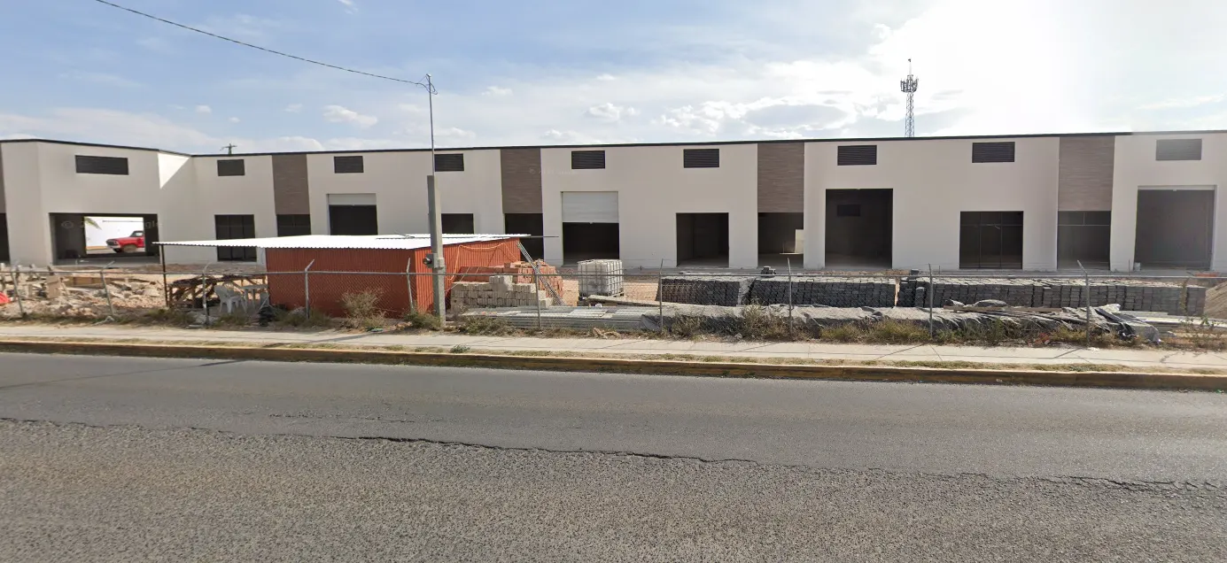 Granjas Banthi, Bodega en renta, san Juan del Río,