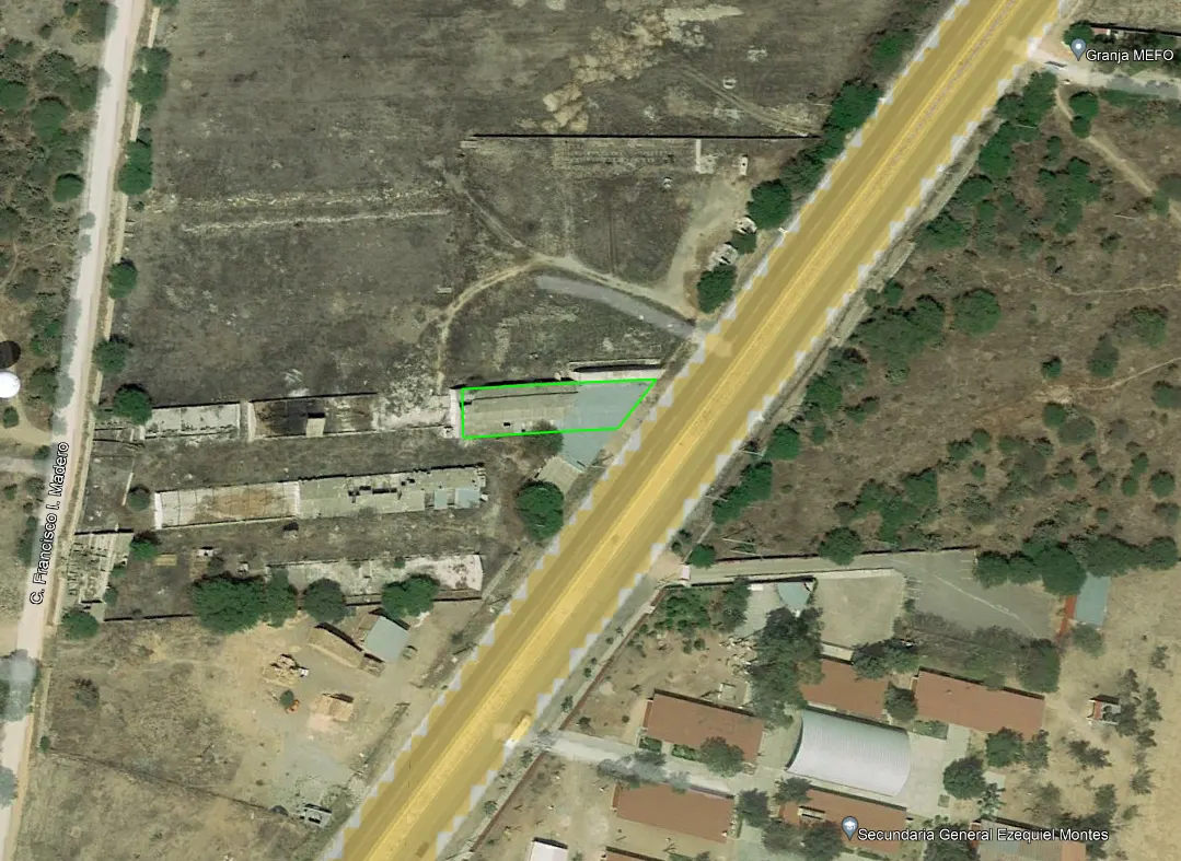 A pie de carretera, terreno en venta, Ezequiel Montes,