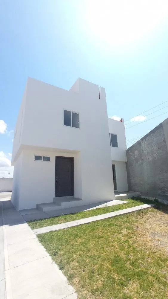 Fracc. Chabacanos, casa en venta, San Juan del Rio, SJR-3331 A